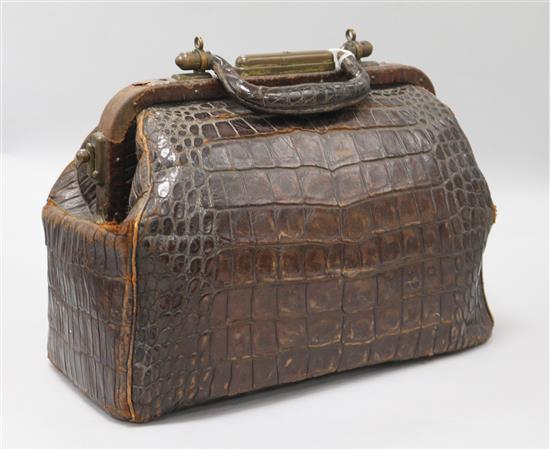 A Gladstone bag